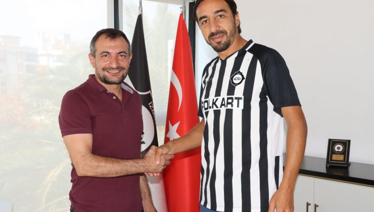 41 yaşındaki İbrahim Öztürk’ten Altay’a 1 yıllık imza