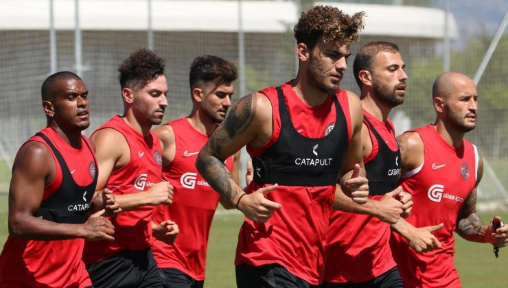 Antalyaspor, hazırlıklarına tesislerinde devam etti