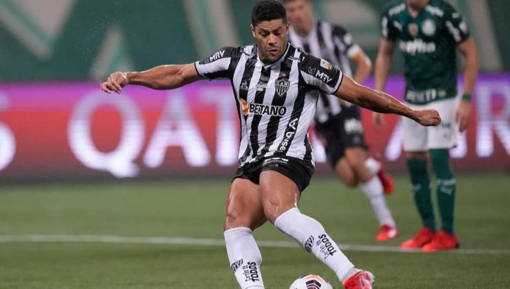 Atletico Mineirolu Hulk maçta 6 kilo verdi