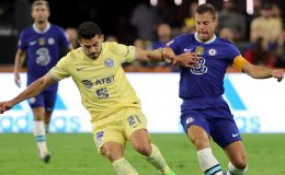 Barcelona, Cesar Azpilicueta için Chelsea’ye 3 milyon Euro’luk teklifte bulundu