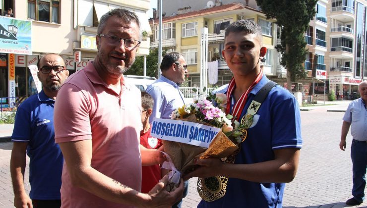 Beytullah Sarı’ya Manisa’da coşkulu karşılama