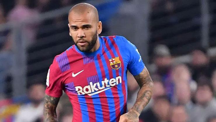 Dani Alves: Barcelona, ​​kulüp için tarih yazan insanları umursamıyor