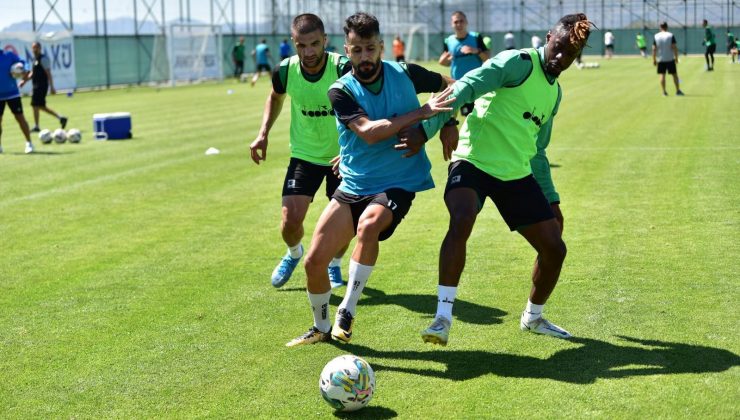 Denizlispor son sürat lige hazırlanıyor