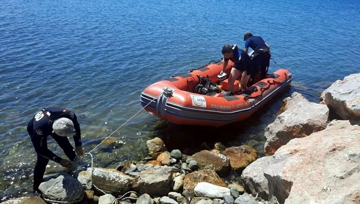 Edremit’te tekne battı: 1 kişi yüzerek kurtuldu, 2 kişi aranıyor