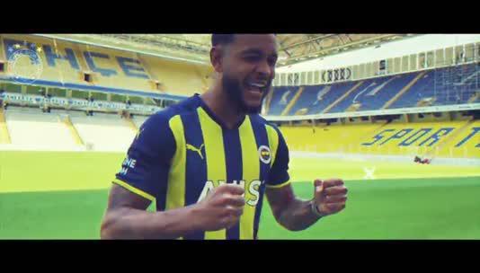 Fenerbahçe Joshua King transferini bu görüntülerle açıkladı!