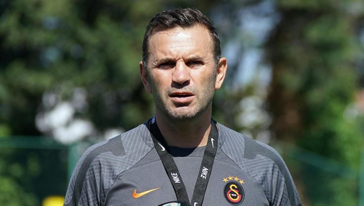 Galatasaray’da Okan Buruk’tan transfer açıklaması! “Bir forvet daha alacağız”