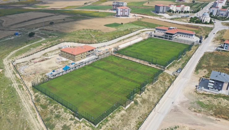 İnegölspor tesislerinde çalışmalar hızlandı