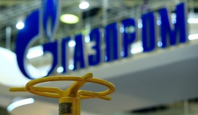 İran ve Rus Gazprom şirketi 40 milyar dolarlık yatırımı öngören mutabakat zaptı imzaladı