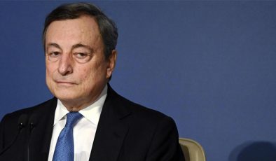 İtalya’da yüzlerce belediye başkanından Başbakan Draghi’ye çağrı: İstifa etme