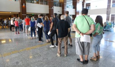 Korona hatırlatma dozu için hastanelerde yoğunluk oluştu