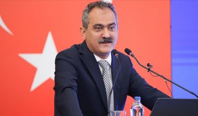 Mahmut Özer’de 15 Temmuz mesajı