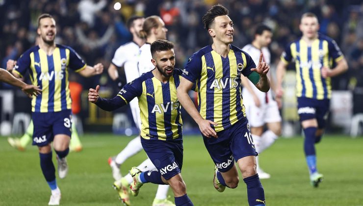 Mesut Özil’den Fenerbahçe’ye veda