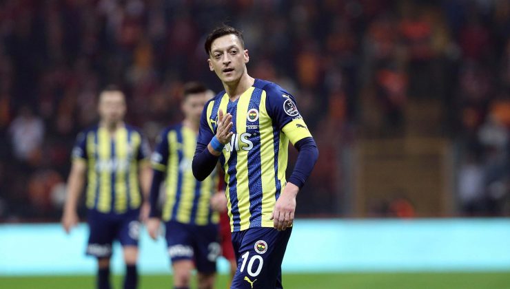 Mesut Özil’in menajeri Erkut Söğüt, İstanbul’da: Henüz fesih yok!