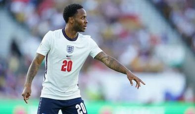 Raheem Sterling, adım adım Chelsea’ye! Manchester City ile anlaşma sağlandı