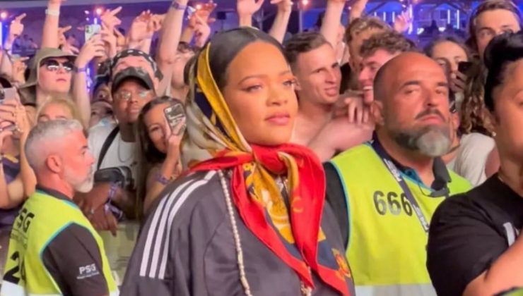 Rihanna’nın başörtülü kombini