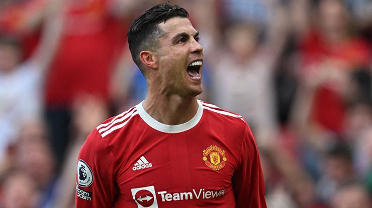 Ronaldo Manchetser United’dan ayrılmak istiyor