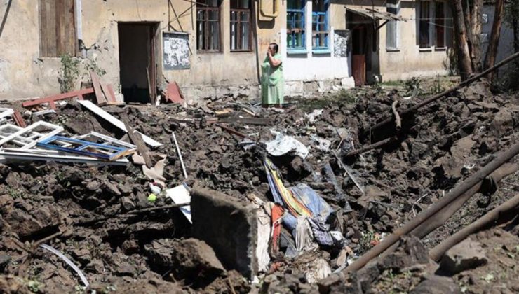 Rusya Donetsk’te kasabayı vurdu: 6 ölü