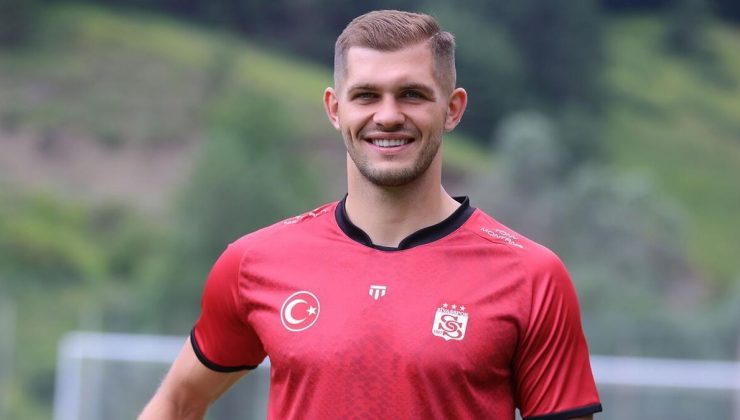 Sivasspor, Polonyalı forvet Angielski’yi kadrosuna kattı