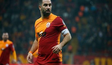 Son dakika! Galatasaray’da Arda Turan devreye girdi ve Umut Bozok transferi bitti