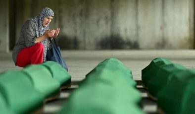 Srebrenitsa soykırımının 50 kurbanı daha bugün toprağa verilecek