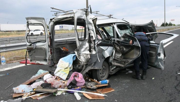 Tekirdağ’da feci kaza: Baba ile ikiz çocukları hayatını kaybetti