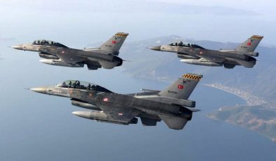 Yunan lobisine yakın ABD’li kongre üyesi Türkiye’ye F-16 satışına ilişkin tasarısını geri çekti