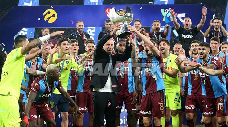 Abdullah Avcı, Trabzonspor’da 3. kupasını kazandı