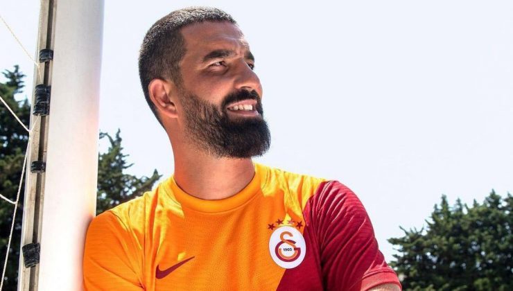 Arda Turan’dan akılları karıştıran paylaşım! Westerlo’ya mı gidiyor?