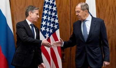 Blinken ve Lavrov, Rusya’nın Ukrayna’yı işgalinin ardından ilk kez görüştü