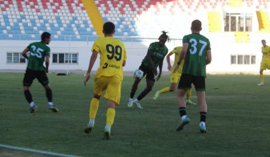 Denizlispor, Metalist Kharkiv ile golsüz berabere kaldı