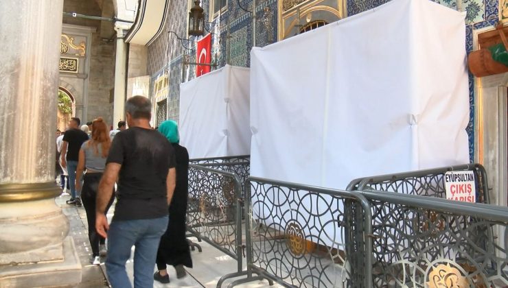 Eyüp Sultan Türbesi’ne çekiçli saldırı