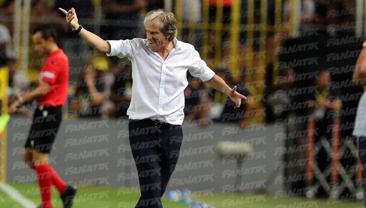 Fenerbahçe Teknik Direktörü Jorge Jesus: Taraftarımız oyundan memnundur!