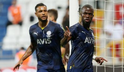 Fenerbahçe’de Enner Valencia kaldığı yerden! Yeni transfer siftah yaptı, Ekvatorlu yıldız gol serisini tekrarladı