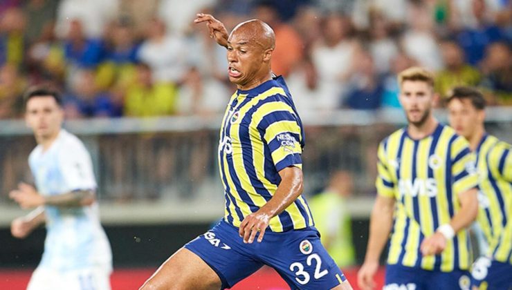 Fenerbahçe’de gönderilmek istenen Marcel Tisserand can simidi oldu!