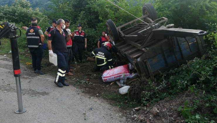 Fındık işçilerini taşıyan traktör devrildi: 1 ölü, 12 yaralı