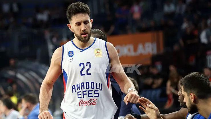 Flaş gelişme! Vasilije Micic, Anadolu Efes’te kalıyor