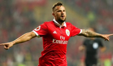 Haris Seferovic kimdir, nereli ve kaç yaşında? Haris Seferovic hangi takımlarda oynadı?