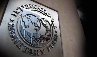 IMF 2022 büyüme tahminini düşürdü