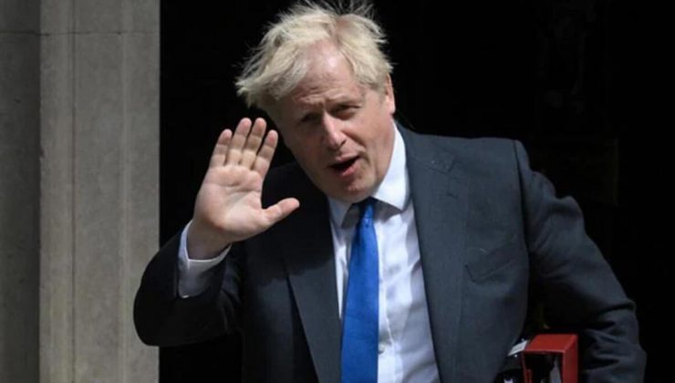 İngiltere’de taşlar yerinden oynuyor… Boris Johnson geri mi dönüyor?