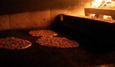 İstanbul’da fiyat tartışması: 15 liraya lahmacun olur mu?