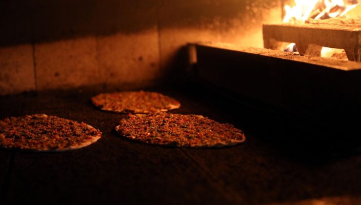 İstanbul’da fiyat tartışması: 15 liraya lahmacun olur mu?