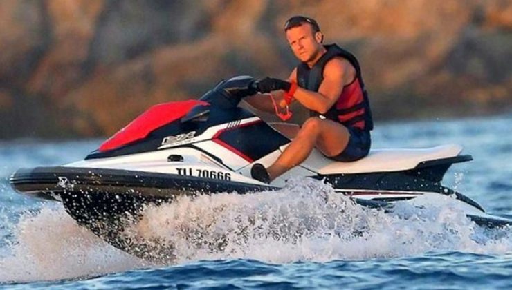 Jetski kullanan Macron eleştirilerin odağında: Küresel ısınmayı anlamıyor