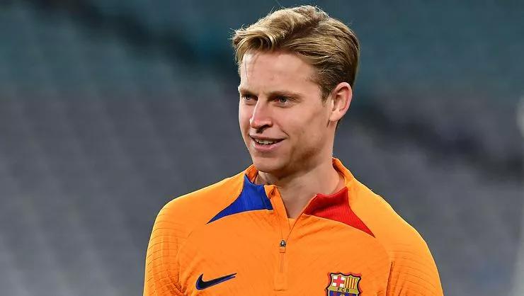 Joan Laporta: Frenkie De Jong Barcelona’da kalmak istiyorsa maaşında kesintiye gitmeli