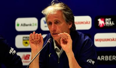 Jorge Jesus Fenerbahçe’ye o forveti istedi!