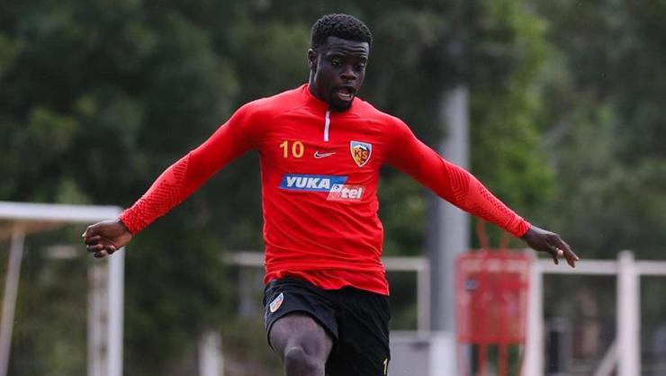 Kayserispor’da Oliver Kemen sakatlandı