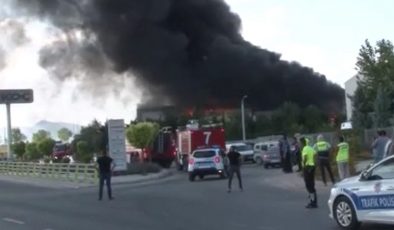 Konya’da boya fabrikasında yangın