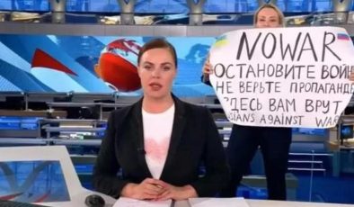 Rusya’da savaşı protesto eden Rus gazeteciye para cezası