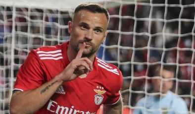 Seferovic, Galatasaray için geliyor