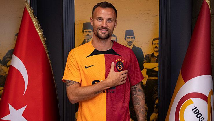 Son dakika! Galatasaray, Haris Seferovic transferini KAP’a bildirdi