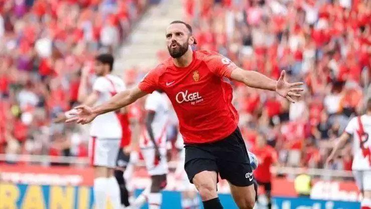 Son dakika | Lazio açıkladı! Mallorca, Vedat Muriç’i transfer etti